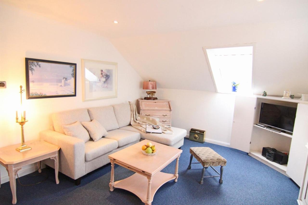 Sybille Im Alten Friesenhaus Westerland